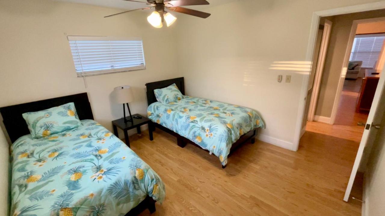 Delightful 3 Bdrm Home, Mins To Clearwater Beach Екстер'єр фото
